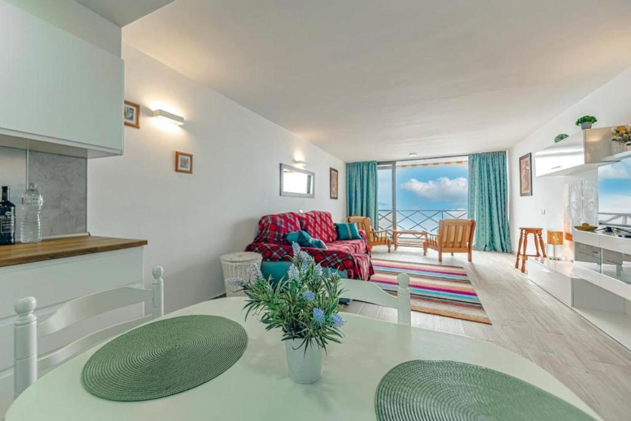 Neptuno Oceanview Suite With Pool And Beach Private Access 圣地亚哥港 外观 照片